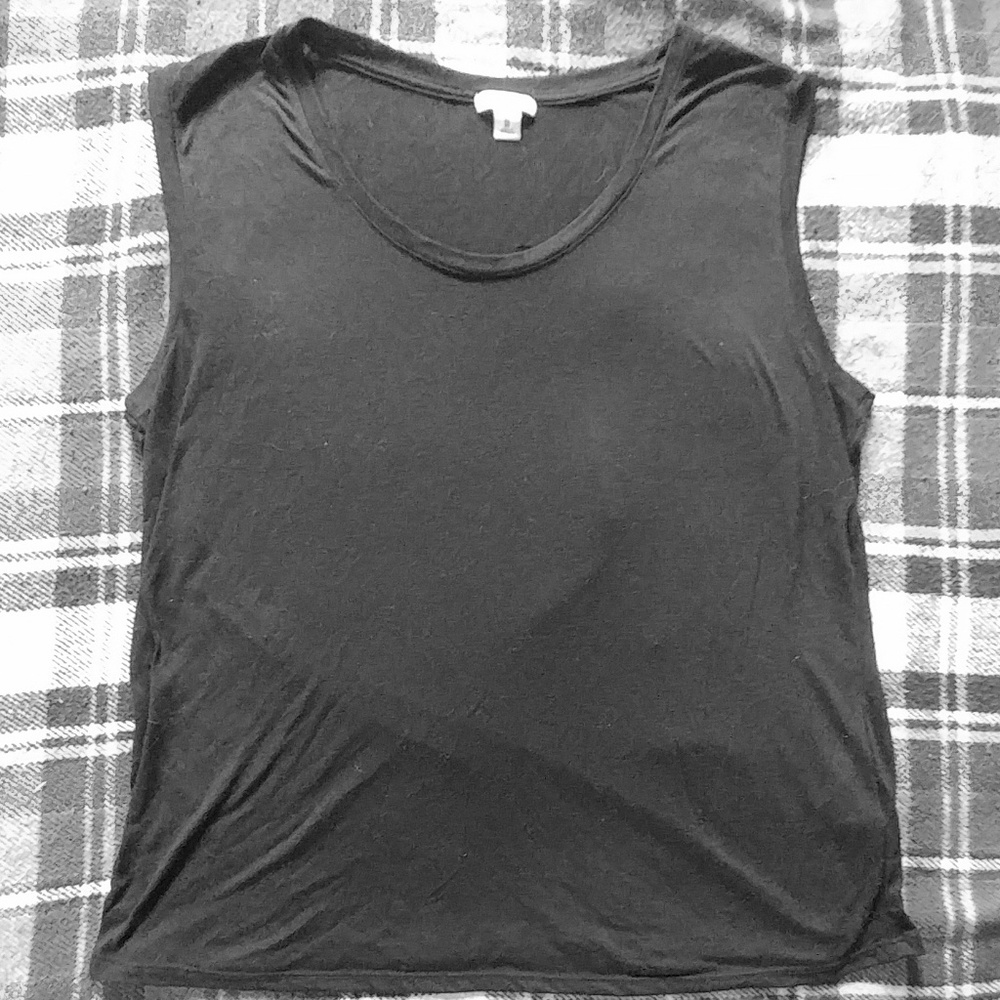 Old Navy black tank top